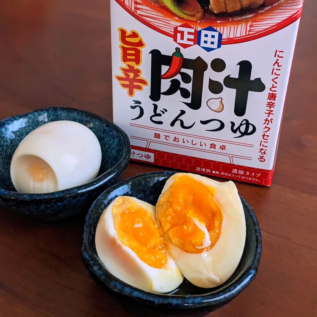 口コミ投稿：#正田醤油 の旨辛肉汁うどんつゆで煮卵作りました！漬け時間あまり確保できませんで…