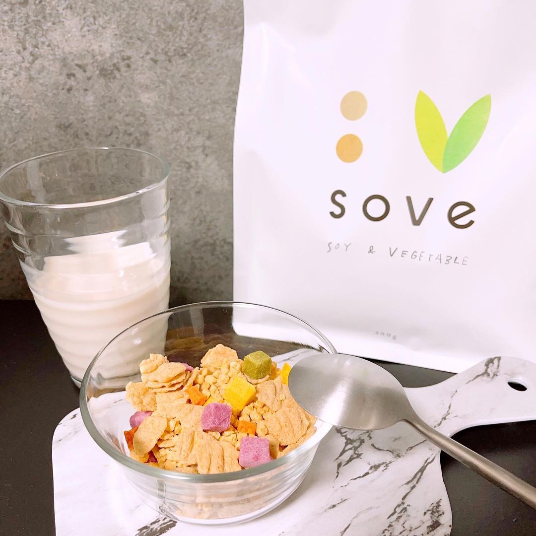 口コミ投稿：SOVE シリアルサクッと、朝から変えていく☀カラダのための、大豆と野菜のシリアル🍅🥬‼…