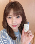 日焼け止めが必須なこの季節☀️ベタベタする日焼け止めで肌が重い感じがすることがよくあって、、😢そこで✌️７８％が植物由来の美容成分を使用したNatures for (ネイチャーズ フォー…のInstagram画像