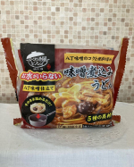 お水がいらない 味噌煮込みうどん🥢食べてみましたっ😆✨東海地方で定番の味噌煮込みうどん。お水がいらない 味噌煮込みうどんはストレートだし、麺、具材が三層構造になって凍っているので、そのままお…のInstagram画像