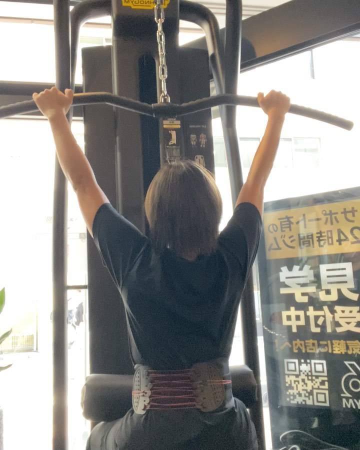 口コミ投稿：今日も6gym （ u00406gym.info ） にて20分程度のランニングと筋トレ〜♫でも私中学の…