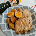 desuoma@hoshisan_official さまの #にたき一番　を使って、鶏チャーシューを作りました🥰🥰サラダチキンをまず作ればしっとり仕上がる🫶煮卵と大根も一緒に作ればボリューム…のInstagram画像