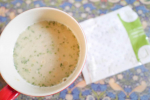 ジタンパクチキンプロテインスープ🥣　　お湯で溶かすだけでとろみのあるスープ♡　柚子胡椒の香りも良くタンパク質が手軽に取れるのが嬉しいです☺️　　#PR #日本予防医薬 #じたん…のInstagram画像