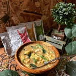 手軽に美味しくプロテインライフを叶えるスープ。#最新チキンプロテインスープ JITAN-PAKU（じたんぱく）独特のプロテイン感はなく、スープタイプなので飲みやすい。食材のちょい足しとか、アレ…のInstagram画像