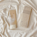 ⁡⁡BEAW.face washは美肌診断の結果から肌質に合わせて製品を届けてくれる♡ ´‐⁡わたしは乾燥肌にぴったりな026ジンジャージェリー⁡スクラブ入りのジュレタイプ！香りほん…のInstagram画像