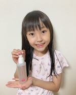NEWコントロールジェルME親子で使ってみましたっ🥰小学3年生の娘は、早くもムダ毛が気になってるようで。。🥲脱毛サロンは、まだ早いと思うし、剃るのも肌によくなさそう。。私自身もサロンに通…のInstagram画像