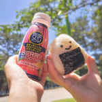 甘くてフルーティーなお味！！休日の朝食タイムにいただいたのがコチラ🌄🍴33種類の栄養素とおいしさのバランスを追求した『完全メシ』✨忙しい朝に朝食代わりに飲んだり、手軽に栄養補給できるのがいい…のInstagram画像