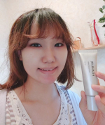 ⁡瑞々しい塗り心地✨⁡⁡⁡⁡米肌  肌潤 ポアソリューション⁡ぷるんとしてて柔らかく塗りにくさ皆無の美容液。⁡⁡⁡⁡⁡開き⁡毛穴にいいとのことで、⁡私の頬のパッカリ開いたボツボツ毛穴に使って…のInstagram画像
