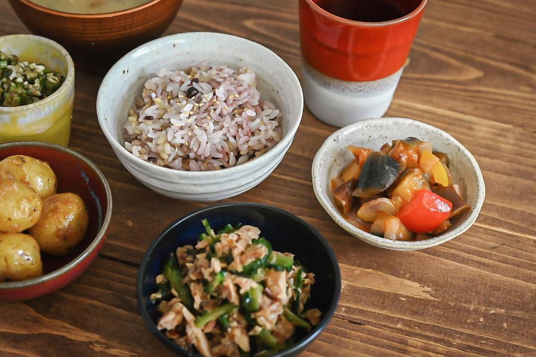 口コミ投稿：japanese_kitchen.#普通なおうちご飯 #北海道玄米雑穀 ごはん山形だしゴーヤとツナの…