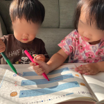 . . ᝰ✍︎꙳⋆おうちで親子レッスン👩👦✏︎〝　ベビパEdu!　〞「叱らない育児」を提唱する全国展開親子教室「ベビーパーク」のネット親子教室𖤐˒˒ まるで教室に通ってレッスンをして…のInstagram画像