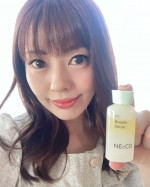 ネッコ　ブースターセラム✨試してみましたっ☺️子供が小さいと寝不足になりがちですよね😭私はまさに今、そうで。。　次の日がお疲れ顔な日もしばしば🥲そこに、寝る前にうるおい導入美容液😍いつ…のInstagram画像