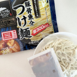 🧸PR🧸u0040kinrei_fan samaの豚骨魚介つけ麺をお試しさせていただきました🍜もとからキンレイ様の冷凍食品大好きでいつも家にストックしているほどなんだけど🤫笑つけ麺は初…のInstagram画像