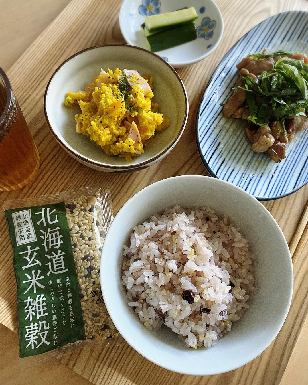 口コミ投稿：今日のお昼ご飯✨ひとりご飯でも栄養をとらなければ〜😆お米を「北海道玄米雑穀」にす…