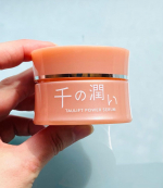 千の潤い　タウリフトパワーセラム　30gタウリンといえば疲労回復の成分として飲むイメージですが、肌にもアプローチ出来るのは驚きですタウリンは加齢と共に減少してしまうので、取り入れる事が必要なん…のInstagram画像