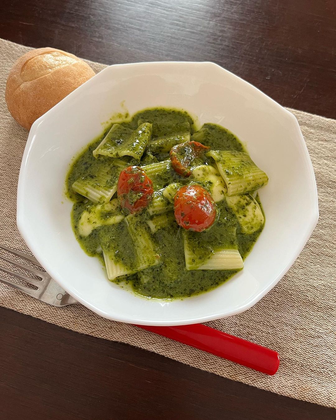 口コミ投稿：今日のランチはイタリアン🇮🇹もちもち至極の生パスタ🍝✨本格ソースも届くからあとは、…