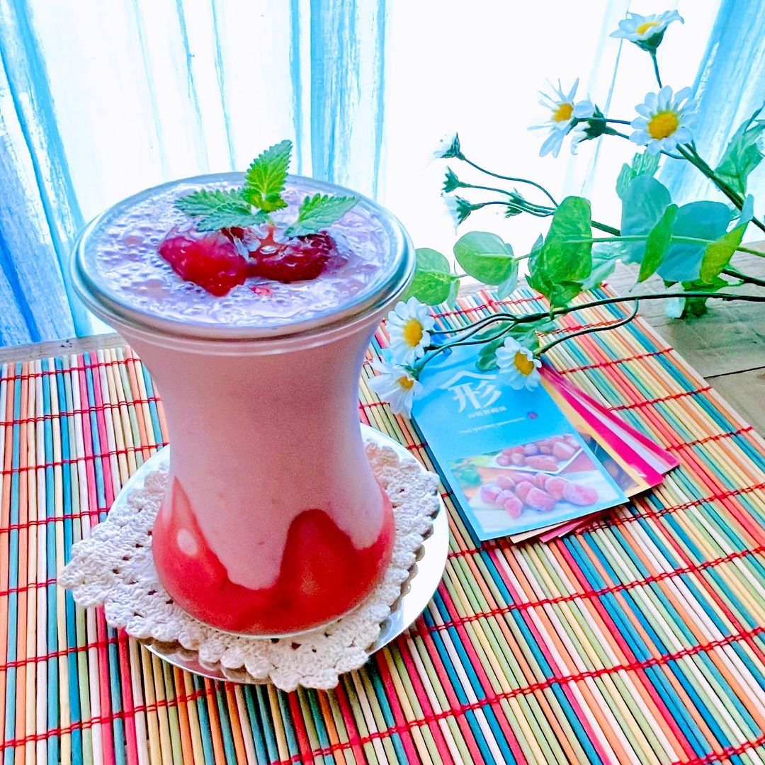 口コミ投稿：今日の #窓際おうちカフェ 🍓u0040fruitgardenyamagata #フルーツガーデンやまがた さ…