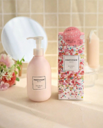 あま〜いピーチの香り♪お風呂場で全身保湿完了！濡れた肌に使える『meshimase ボディミルク』をお試ししたよ🙌u0040rosette.official*----------- * …のInstagram画像