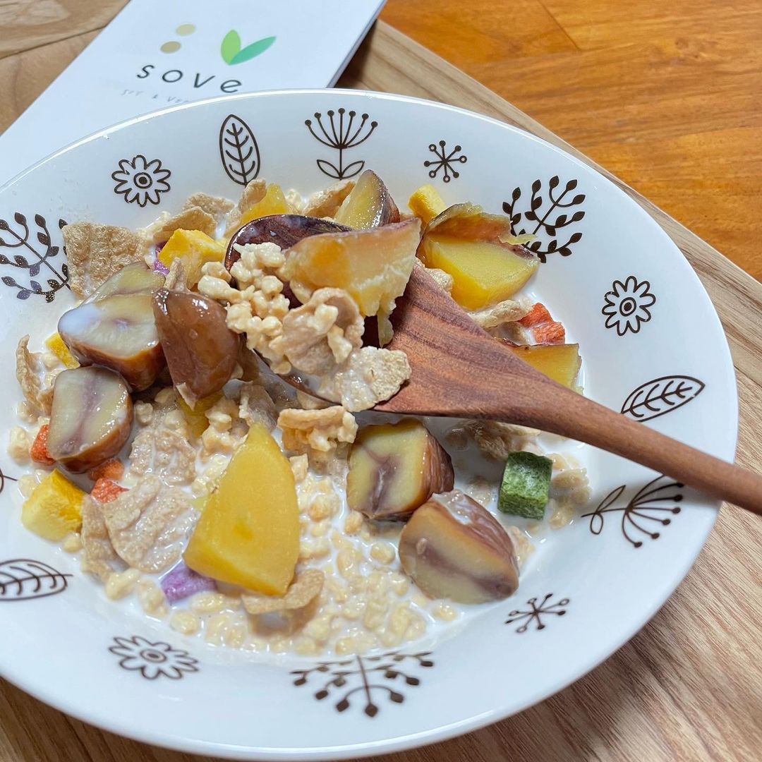 口コミ投稿：SOVE シリアル✨今朝は栗とさつまいもをトッピングしてみました🌰🍠ミルクと蜂蜜やシロ…