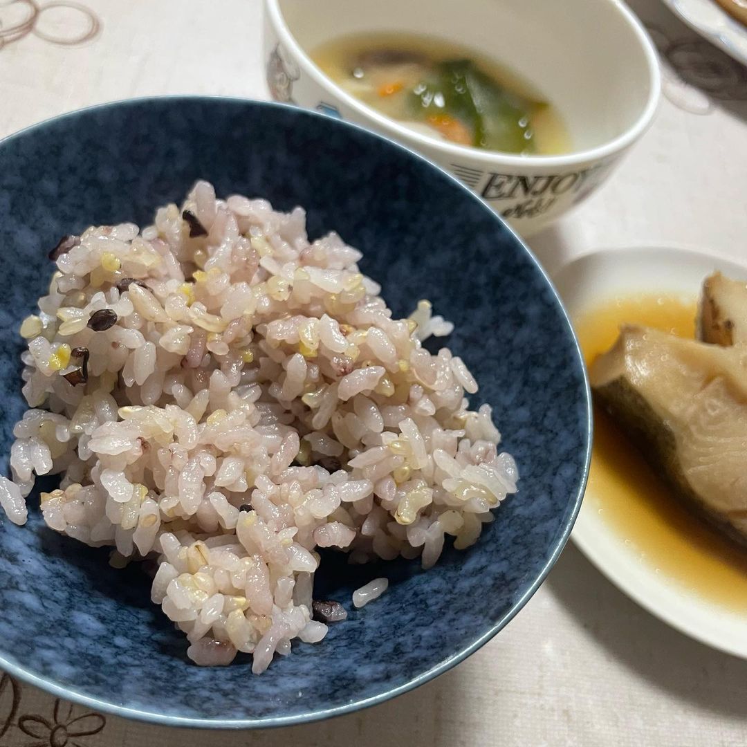 口コミ投稿：❁⃘*.ﾟ꧁北海道玄米雑穀꧂いつものごはんに加えて炊くだけ！！白米2-3合に1袋を混ぜて炊…
