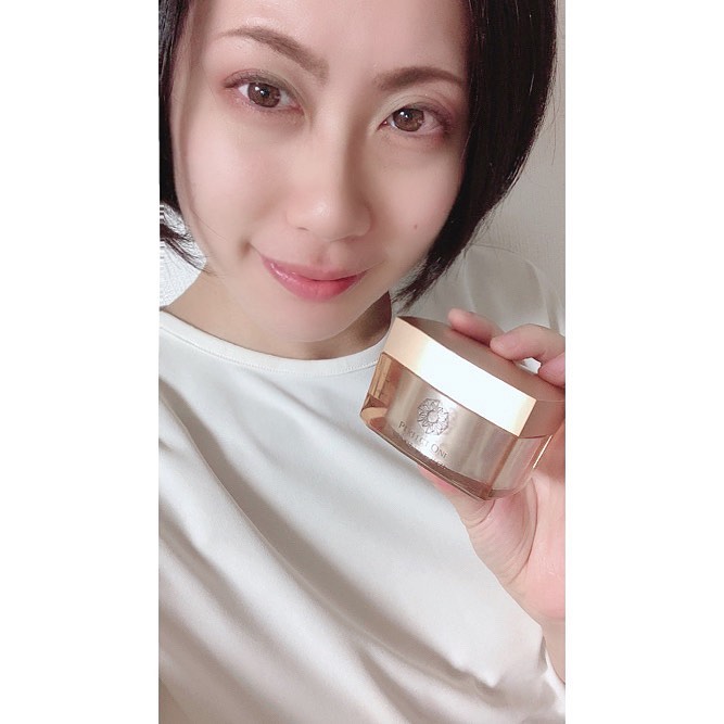 口コミ投稿：楽ちん♪年齢肌と紫外線ケアに！パーフェクトワン 薬用リンクルストレッチジェル使っ…