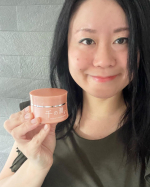 コスメディ製薬さまの千の潤い タウリフトパワーセラム 💝千の潤いは千年までも美しくと願うシリーズ📝年齢ごとに変わる肌の悩みを今話題のタウリンで❕ "ぬって、刺さって、溶ける"タウリンでで…のInstagram画像