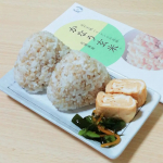 「かなう玄米」を白米と半々で炊いてみました。白米と一緒に2時間以上浸水、水加減も簡単で一発でちょうどいい柔らかさに炊けました♪ひえ臭さやモソモソ感もなくプチッとしたした食感で美味しかったです✨…のInstagram画像