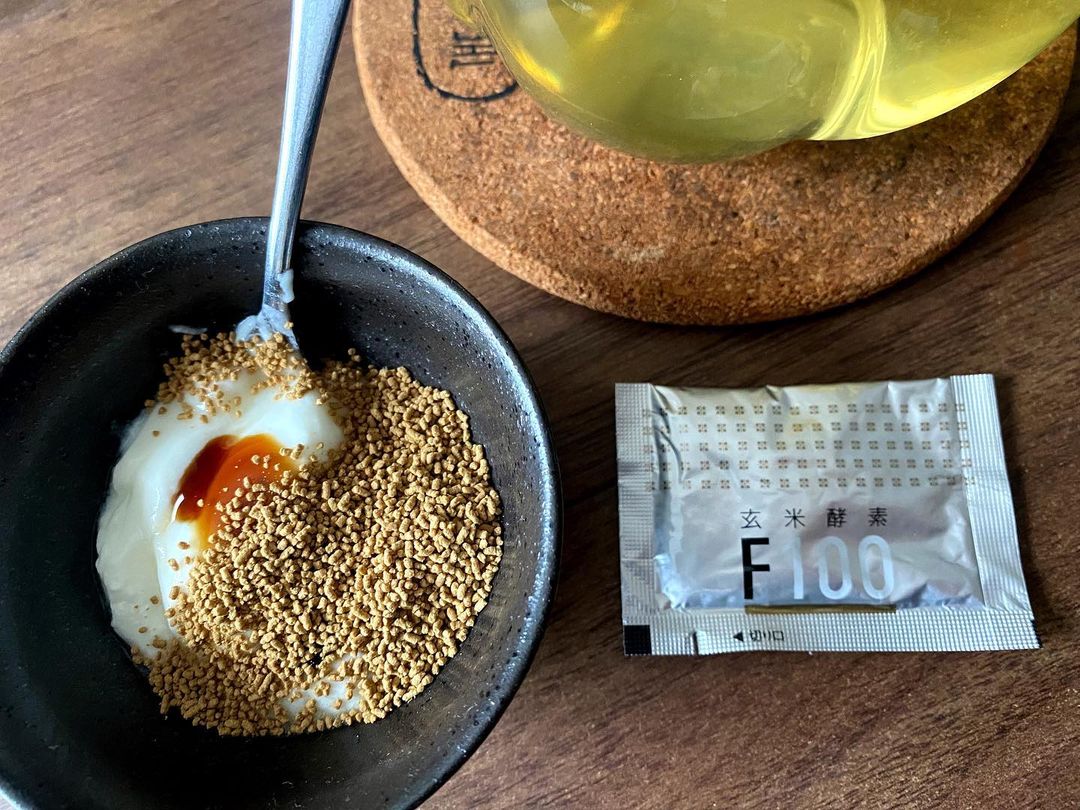 口コミ投稿：玄米酵素F100（3.5g×12袋） 顆粒タイプでかけるだけで玄米酵素を摂取できちゃうんで…