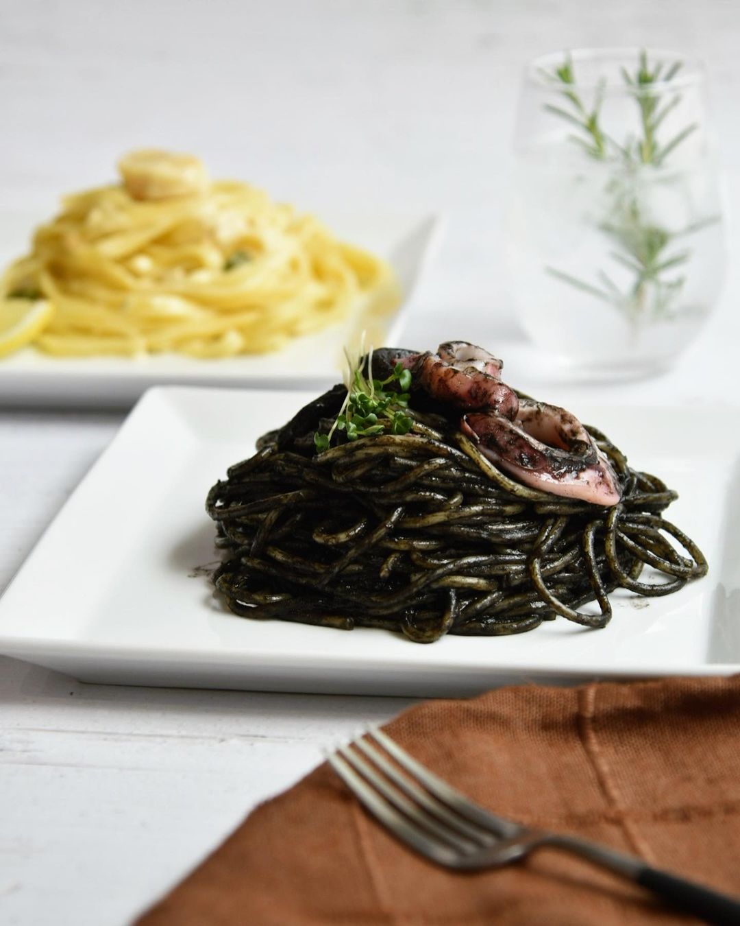 口コミ投稿：レストランみたいなパスタに大満足♪生まれて初めて食べるイカ墨パスタ！！😳✨お店に行…