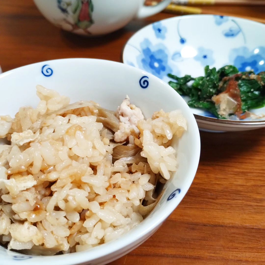 口コミ投稿：海の精　炊き込みご飯の味を使用して、炊き込みご飯を作りました☺ お米と具を入れて…