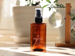 .🌿ハーバルリーフ オーガニックヘアオイルビタミンC誘導体によるキューティクル補修に着目したワンランク上のヘアオイルです🌿✨サラサラとしたテクスチャーなので手もベタつかず軽めの仕上がり…のInstagram画像