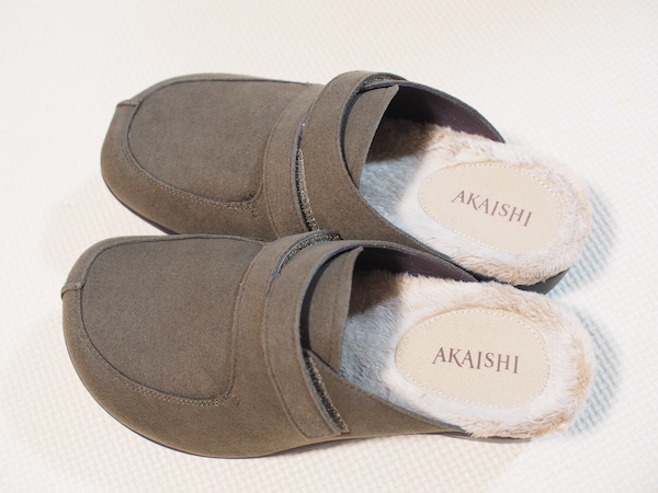 口コミ：☆　株式会社AKAISHIさん　2023年秋冬新商品　”もこもこ”ボア付きクロッグ　履きやすくて温かい♪の画像（2枚目）