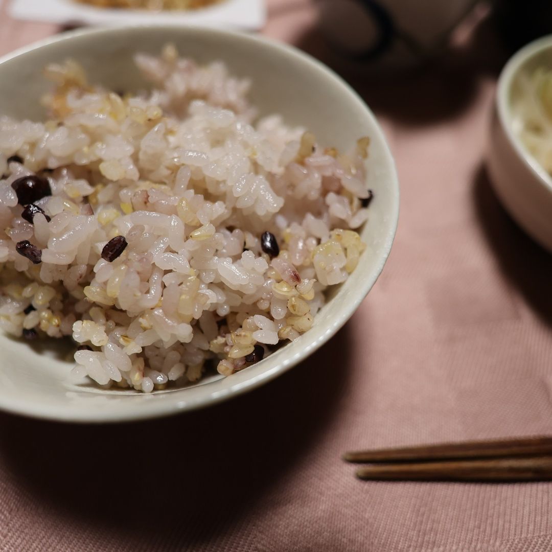 口コミ投稿：お米に北海道玄米雑穀を混ぜて炊いてみました。簡単に栄養バランスのとれた玄米雑穀…