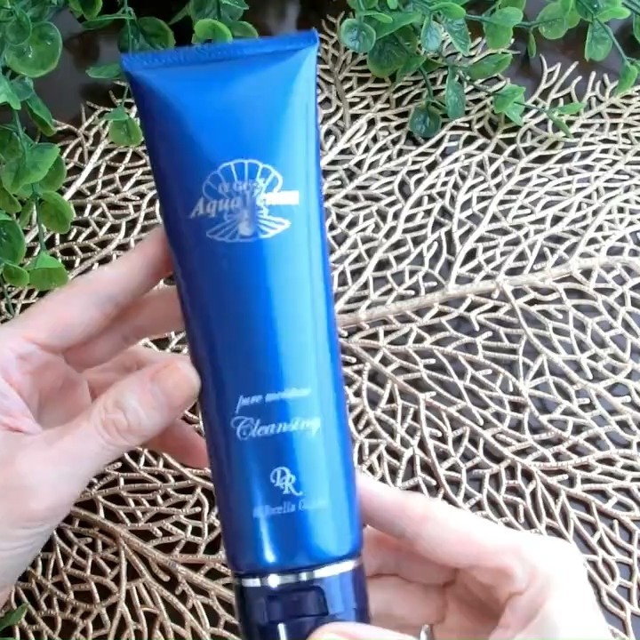 口コミ投稿：【ピュアモイスチャークレンジング 150g】グン、と寒くなりましたね。寒さと乾燥は一…