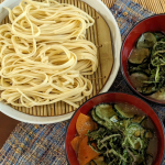 つけ麺🍜麺はSUNAOパスタにしました。リニューアルして、麺がよりもっちりに✨満足感がアップしました。食物繊維入りで糖質も21.4jと考えられているから身体に優しい気がして罪悪感なく…のInstagram画像