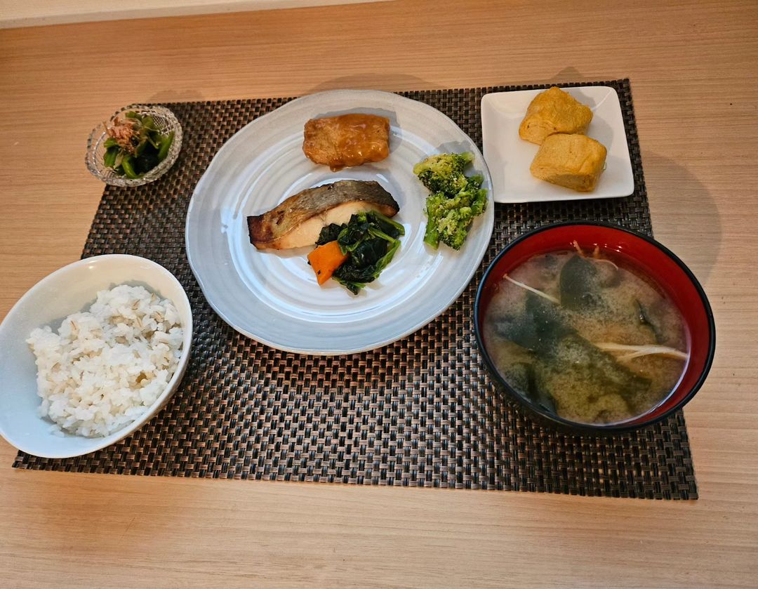 口コミ投稿：いつかの朝ごはん娘がいる時は、１日一回お魚を食べるのだけど、冷蔵庫にお魚なかっ…