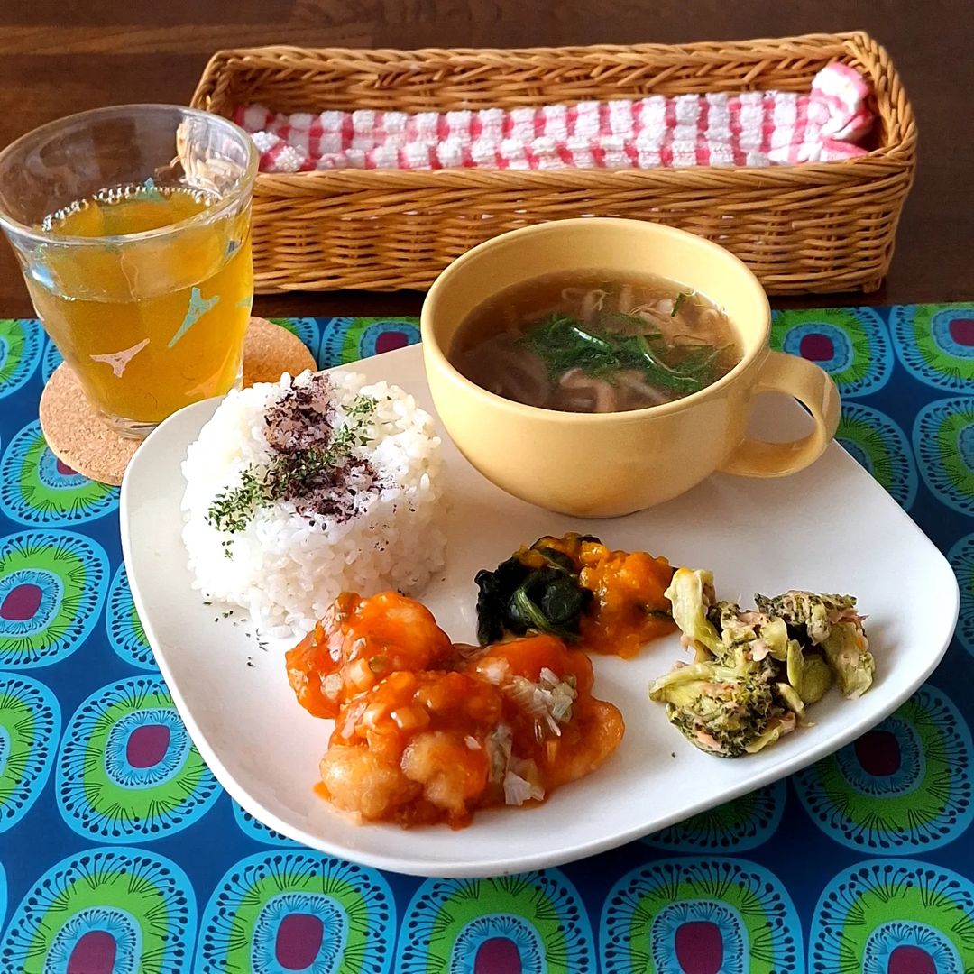 口コミ投稿：.テレワークランチに ワタミの宅食 いつでも三菜主菜に副菜が2つのお惣菜セット(冷凍…