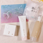 あきゅらいずのスキンケア『きほんのセレクト』をお試しさせてもらってます♡シンプルなスキンケアで脱ファンデ生活を目指すというコンセプトに惹かれました！普段は家にいる事が多い私にはぴったりだなと。…のInstagram画像