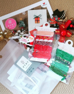 株式会社KAWAGUCHIさま『ポケおりキットあそび糸』です。ミニ織り機で可愛いモチーフを作れます。上手に作れるか、ドキドキです！クリスマスに間に合うように、ラストスパートで作ります💪後日…のInstagram画像