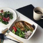 🌿DELI PICKS サブスクリプション』 のDELI4食セットお試しさせていただいたのは、✅ハーブチキンカレーとチャツネのアクセント✅ケイジャンスパイスを纏った鶏のロースト✅インド風タ…のInstagram画像