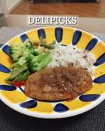 DELIPICKSサブスクリプションの中でも、特に人気な４メニューを食べてみたよー😉🍽インド風タンドリーチキン ガーリックのアクセント　🍽ケイジャンスパイスを纏った鶏のロースト🍽ハンバーグ シャ…のInstagram画像