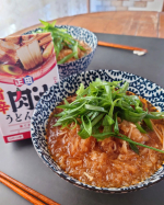 #PR #正田醤油株式会社 昨日から、今日のお昼はコレにする!と決めていました。★おろし豚うどん旨辛うどんつゆを規定に足りない分はお水を足して、大根おろしで作りました。これ、めっちゃお…のInstagram画像