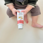 . baby ✎‎𓂃𓈒𓏸‪┈┈┈┈┈┈┈┈┈┈無添加日やけ止めミルクチューブタイプ┈┈┈┈┈┈┈┈┈┈✔無添加で親子で使える✔石鹸で簡単に落とせる✔のびがよくて塗りやすい✔ラス…のInstagram画像