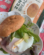☆前回ご紹介しました株式会社ZENB JAPAN @zenb_japan  様の【ゼンブブレッド　3種の雑穀・カカオ・くるみ＆レーズンの3種×3セット】！！今回はこちらを使ってサンドイッチ作りま…のInstagram画像