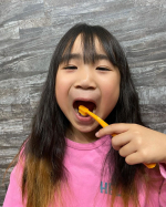 @curaproxjapan sama　🇨🇭スイス🇨🇭生まれのクラプロックス子ども用歯ブラシ🪥4歳〜12歳用🌈6歳のAO姉さんが使わせていただきます✨✨持ちやすく、とても柔らかいブラシな…のInstagram画像