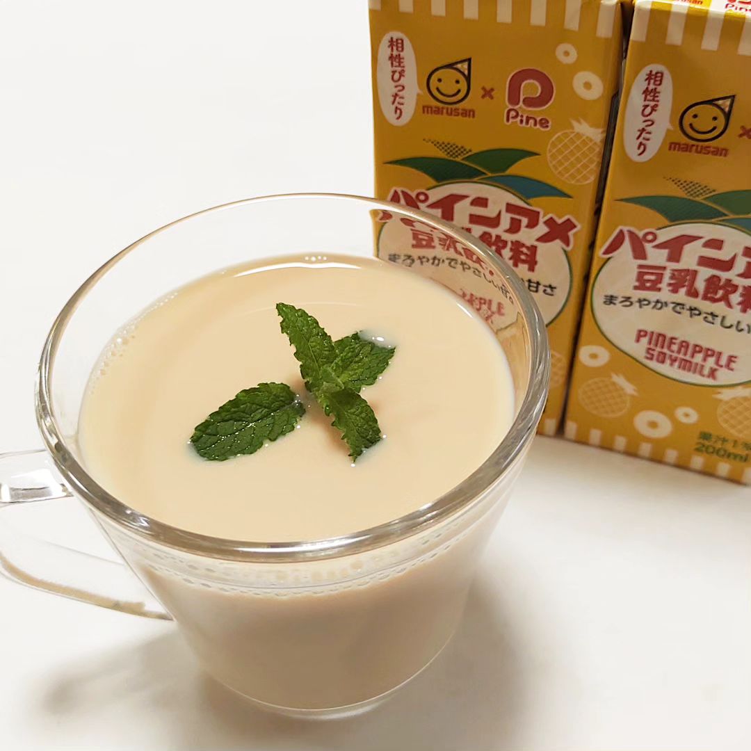 口コミ投稿：豆乳飲料 パインアメ 200㎖真ん中に穴のあるあのロングセラーの飴ちゃん「パインアメ…
