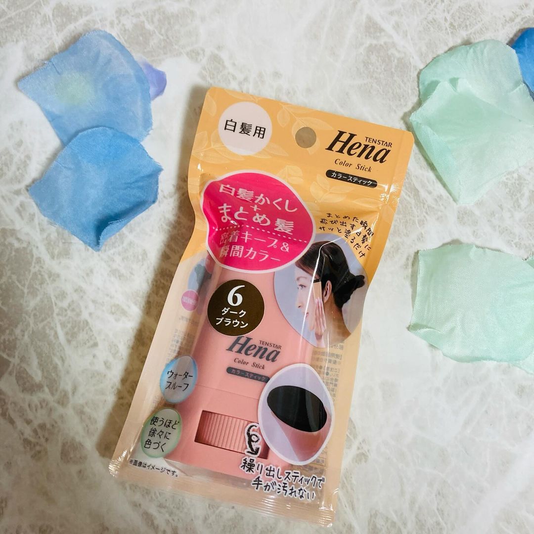 口コミ投稿：テンスターヘナ 白髪用カラースティック使っています。なぜか出がけに気になる事が多…