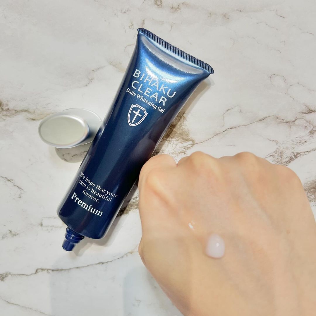 口コミ投稿：シミ対策美白オールインワンゲルのBIHAKU CLEAR Premium✨✨以前からあったビハククリ…