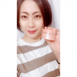ニードル美容液✨夜に使うと翌朝までもちもち…✨"千の潤い"リピして使ってます☺️✨千の潤いは、タウリンニードルがたっぷり配合してる美容クリームで、塗った瞬間に少しチクチク…お肌にニードルが刺さり…のInstagram画像