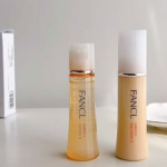 ファンケルエンリッチプラス の化粧液と乳液⁡とろーりした化粧液は絶妙なとろとろ感でベタつかず、でもとろっと馴染んでくれる感じが良い！⁡乳液は夏でも使いやすいテクスチャーでコッテリでもな…のInstagram画像