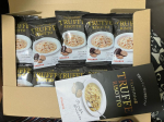 初トリュフ!!食べたことないから「おー、トリュフの味がする!!」ってならなかったけど美味しかった😋フリーズドライなので、お湯注ぐだけ濃厚でクリーミーなのでリゾット以外にも画像載せたけどパンに…のInstagram画像